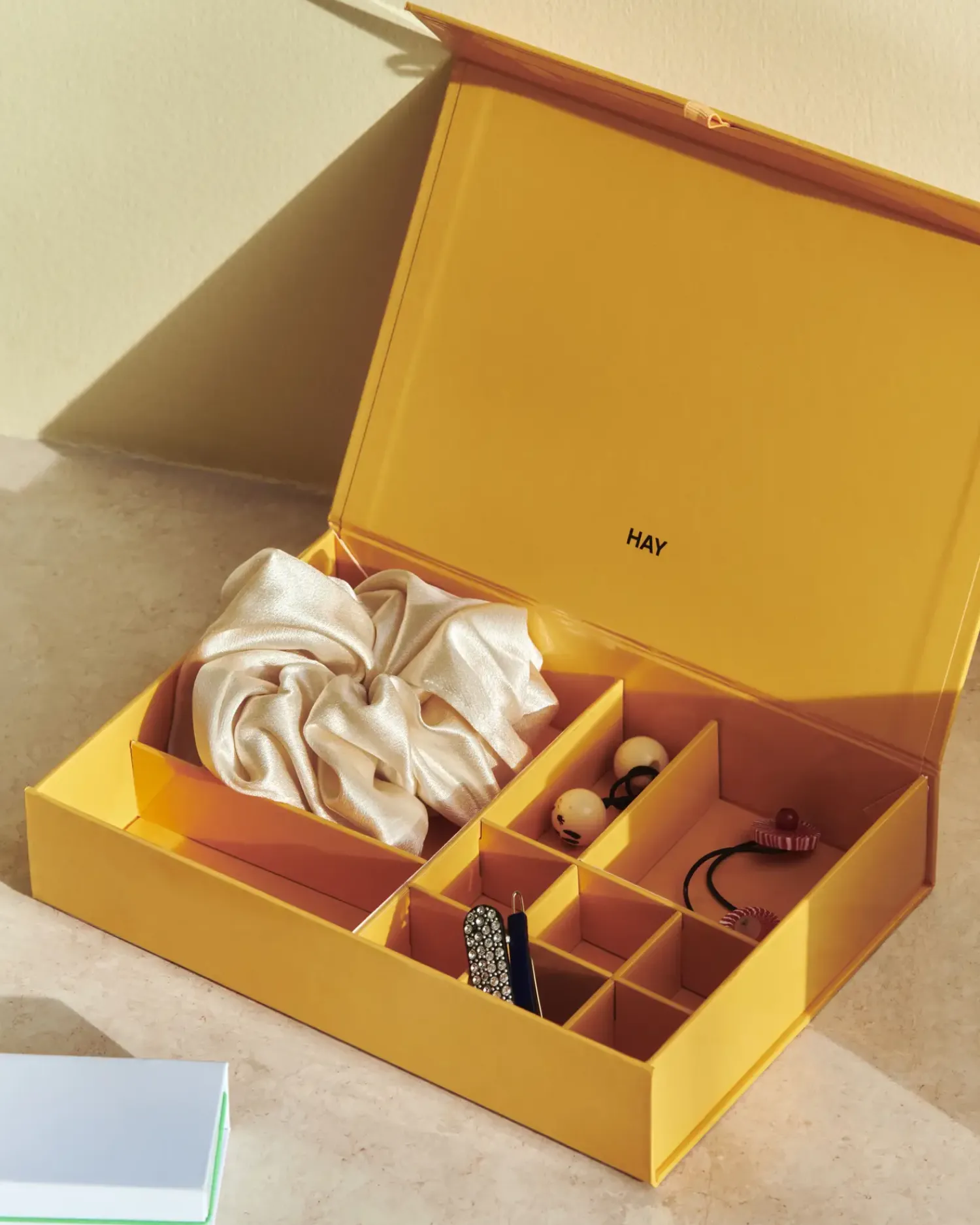 Outlet Hay - Colour Storage Jewellery Box - Smykkeskrin - Egg Yolk gul