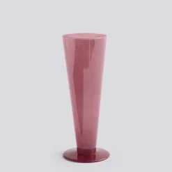 Outlet Hay - Conical Vase - Medium - Rose/mørk rød