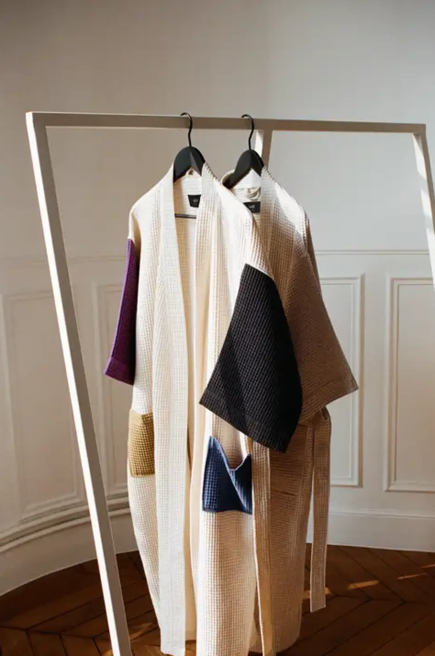 Clearance Hay - Garderobestativ - Loop stand wardrobe - Blå - Stor