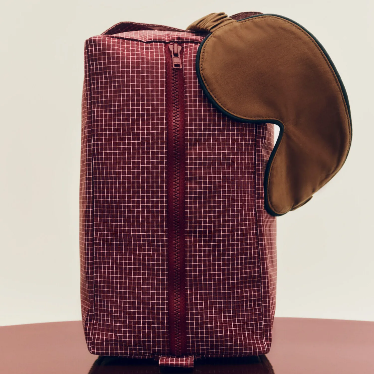 Hot Hay - Grid Wash Bag - Small - Burgundy