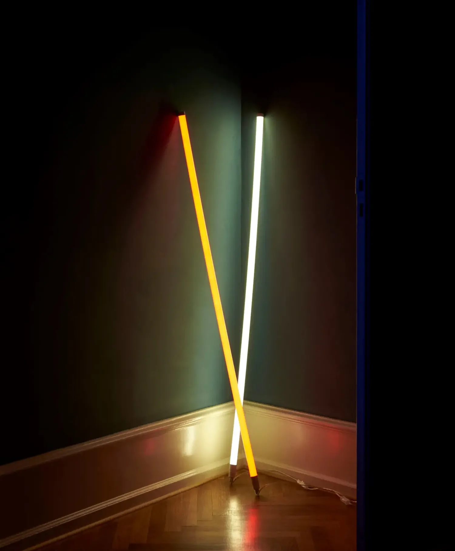 Best Hay - Neon Tube LED - Gul - Neonrør - 150 cm