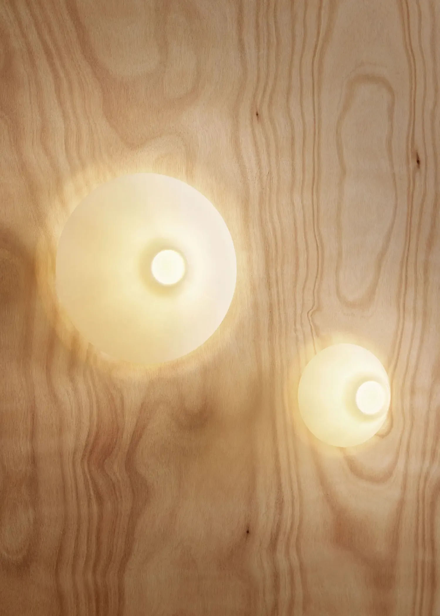 Hot Hay - Ono Flush Mount Lamp-350 - White Opal
