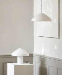 Clearance Hay - Pao Glass Table Lamp - hvid