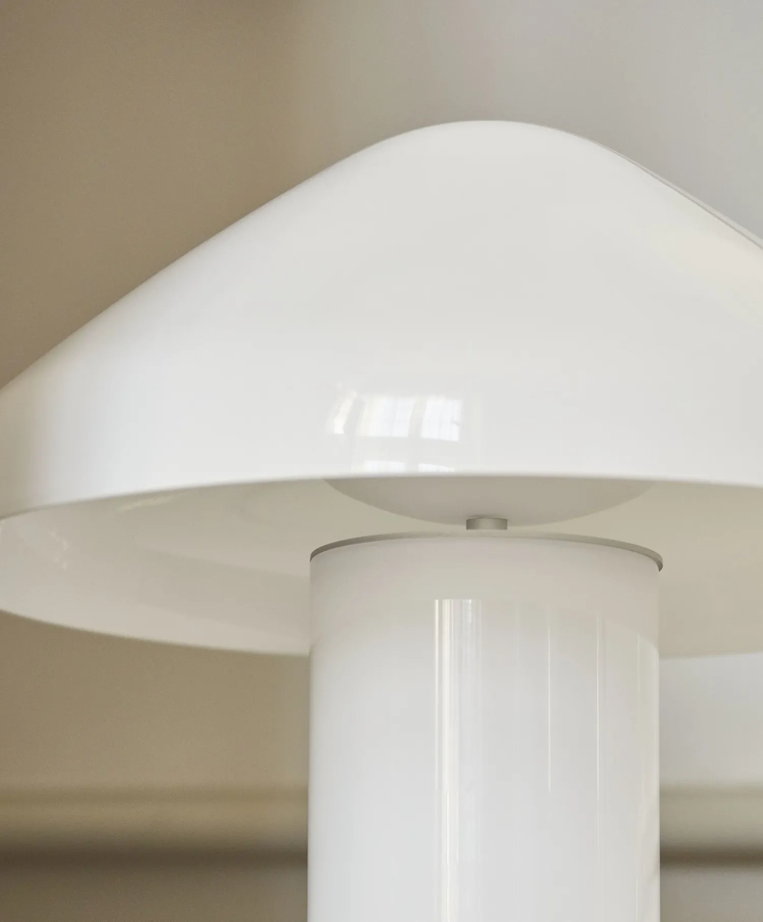 Clearance Hay - Pao Glass Table Lamp - hvid