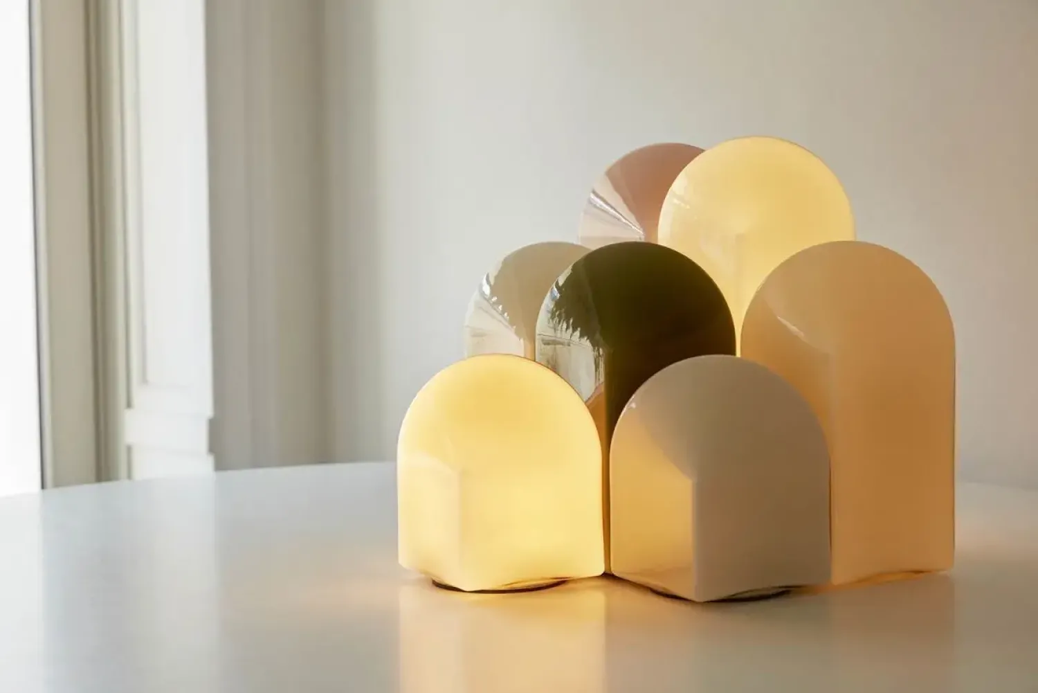New Hay - Parade Portable Lamp - Shell White - 16 cm