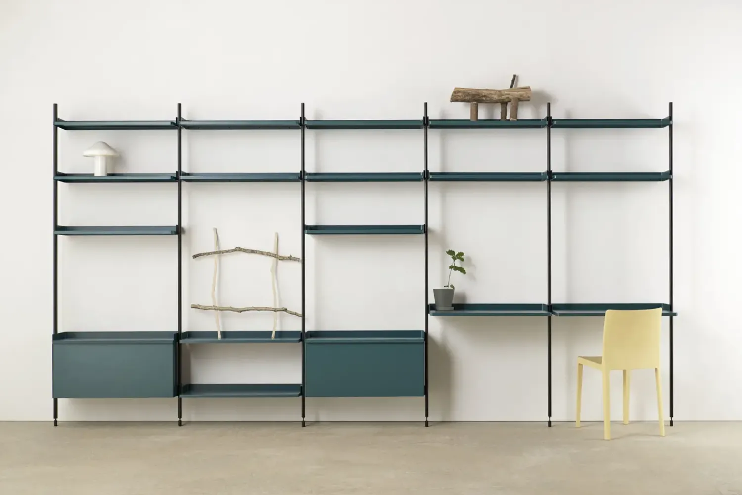 Outlet Hay - Reol - Pier System 1061 - 1 kolonne - Blå/Sort - 82 X 34 X 209 cm