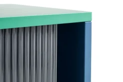 Best Hay - Reol til Væg med Glaslåger - Colour Cabinet - Multi - Medium