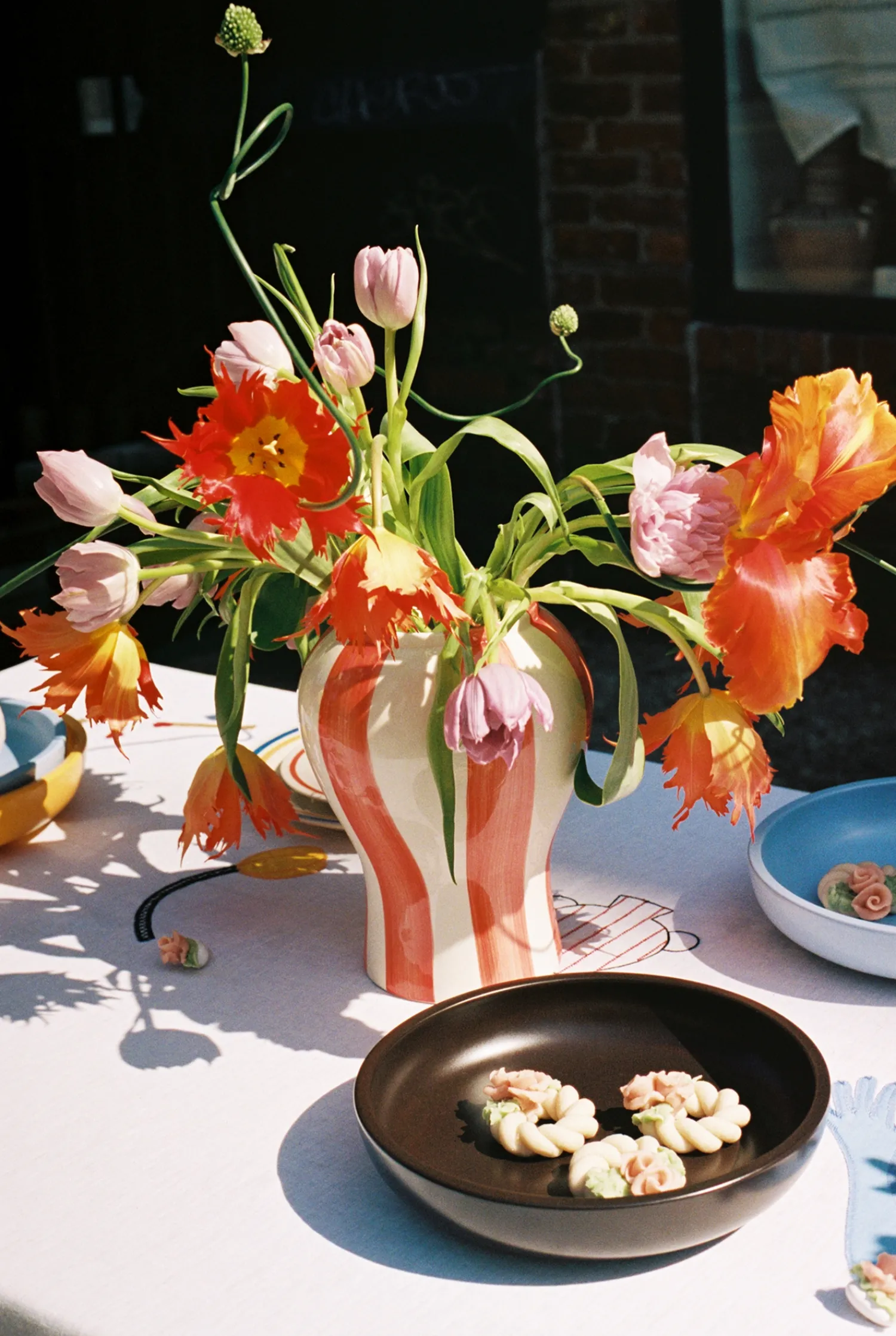 Best Hay - Sobremesa Stribe Vase - Small - Rød