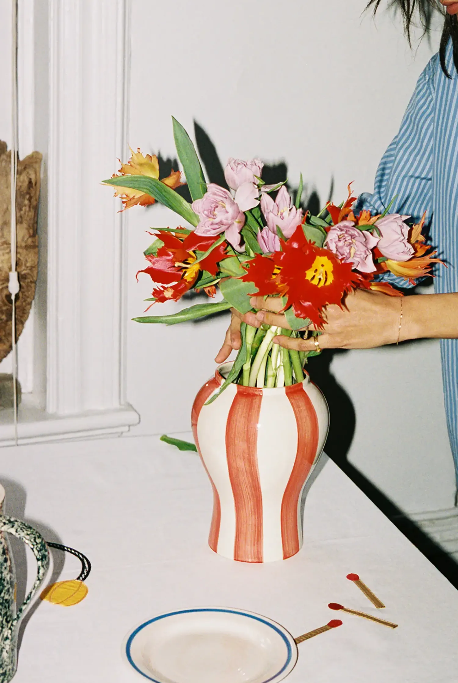 Best Hay - Sobremesa Stribe Vase - Small - Rød
