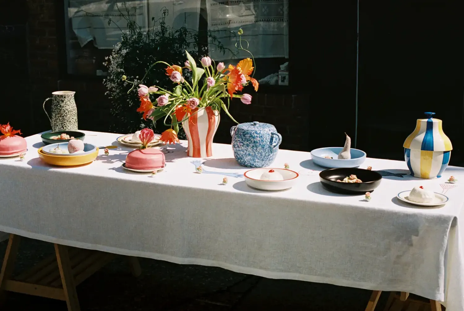 Best Hay - Sobremesa Stribe Vase - Small - Rød