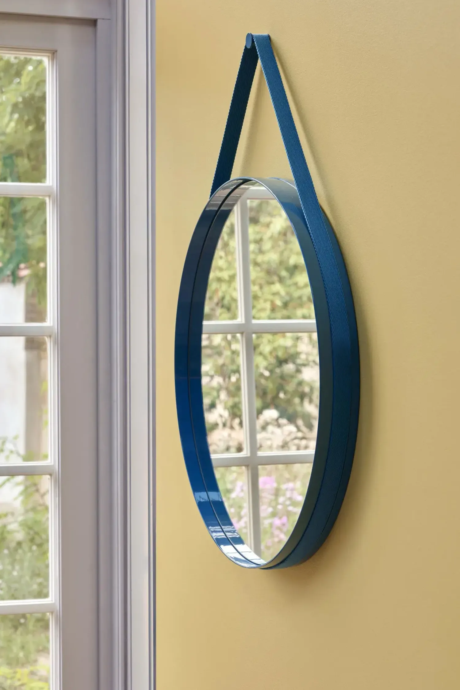 Hot Hay - "Strap Mirror" Spejl Ø70 cm - Blå