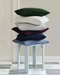 New Hay - Texture Cushion - 50 x 50 - Dark green