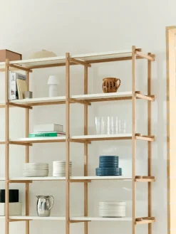 Best Hay - Woody Shelving 2.0 Column High - Hvid/Eg - 18 hylder