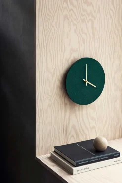 Online Hemverk - Vægur - Felt Grå - Ø28 cm - Sorte visere