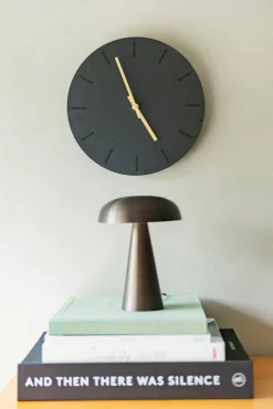 Clearance Hemverk - Vægur - Gunpowder - Sort/Kobber - Ø28 cm