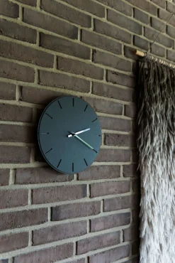 Hot Hemverk - Vægur - Mørk Eg/Sort - Kobber visere - Ø38 cm