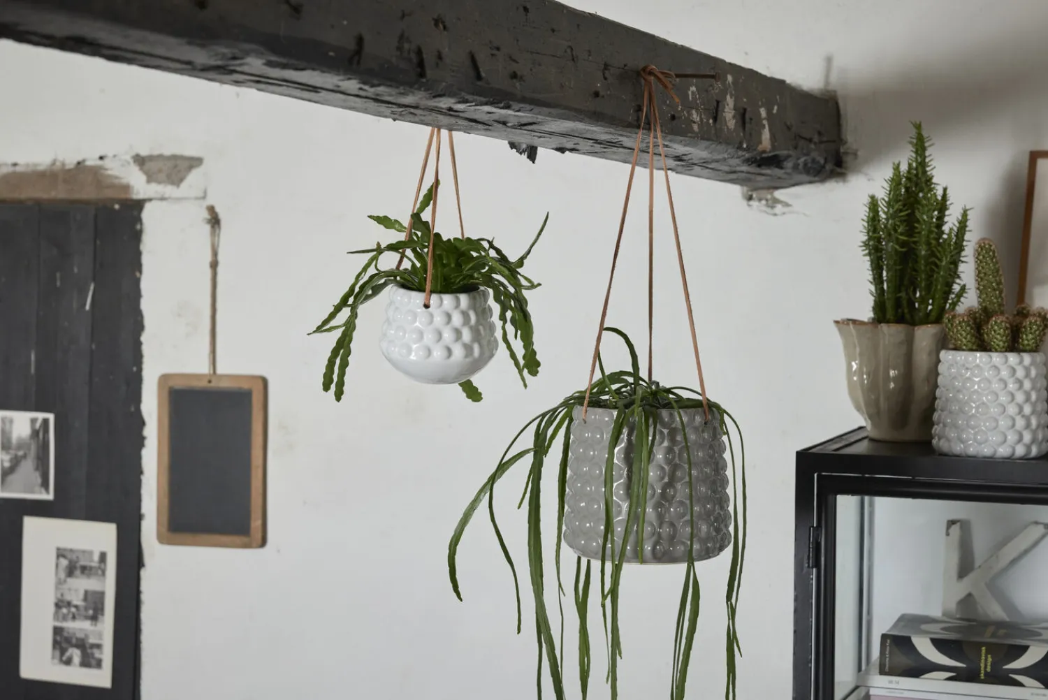 Outlet Lene Bjerre - Dotsie urtepotteskjuler Ø18cm hvid
