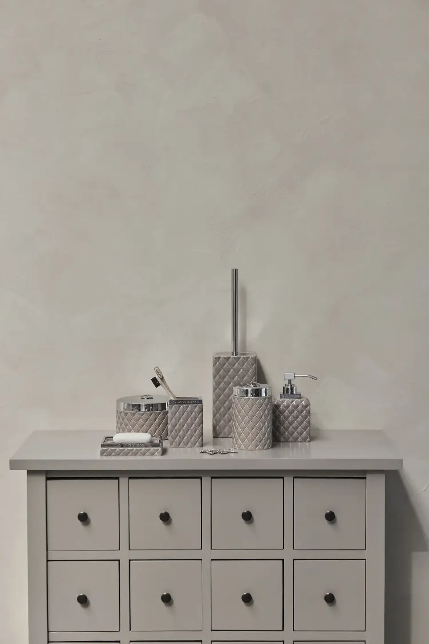 Discount Lene Bjerre - Portia toiletbørste H39 cm. brun