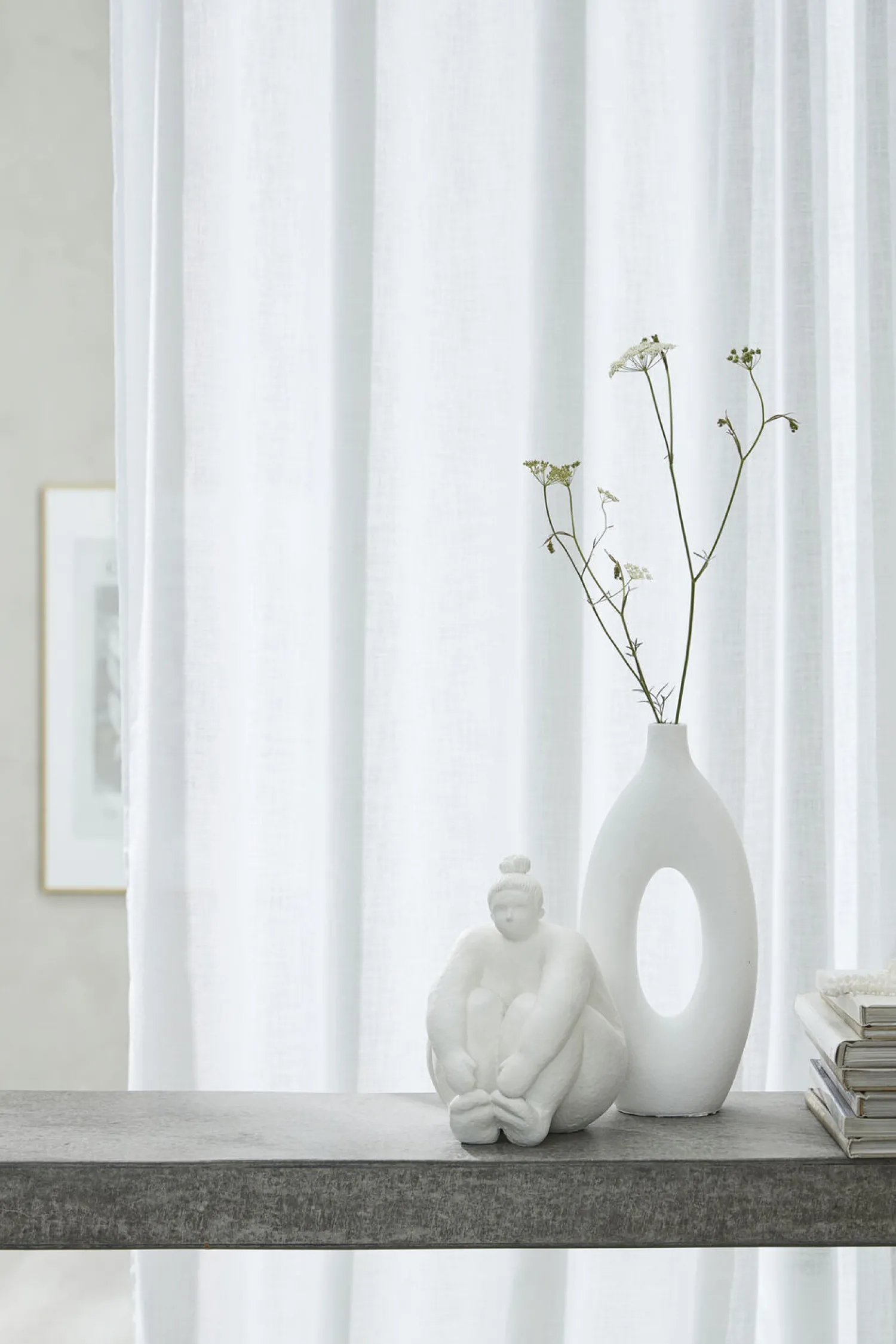 Sale Lene Bjerre - Serafina Kvinde figur H24 cm. hvid