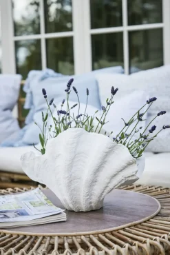 Outlet Lene Bjerre - Shella dekorationsvase H23 cm. hvid
