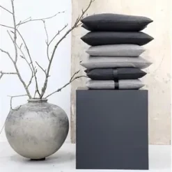 Outlet Louise Smærup - Pude Boule - Grey (50x50 cm)