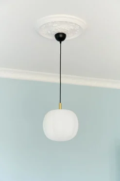 Outlet Made by Hand - Pepo Pendant Small Ø20 Messing Top - Opal