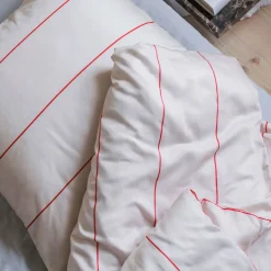 Discount Mette Ditmer - ALIGN-sengesæt - Bright red/Sand - W140 x L200 cm