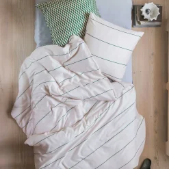 New Mette Ditmer - ALIGN-sengesæt - Pine green/Sand - W140 x L220 cm