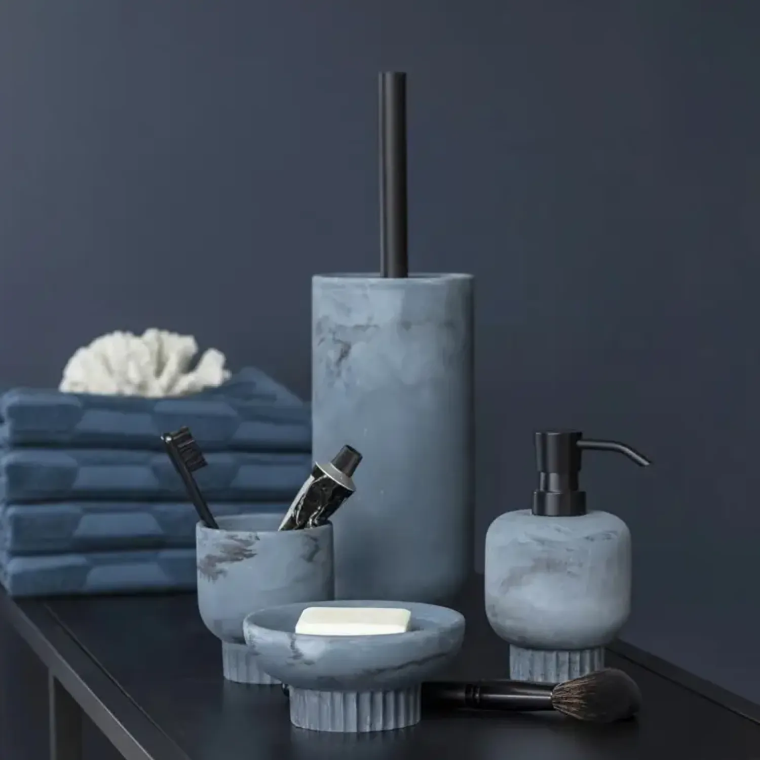 Online Mette Ditmer - ATTITUDE dispenser - Slate Blue