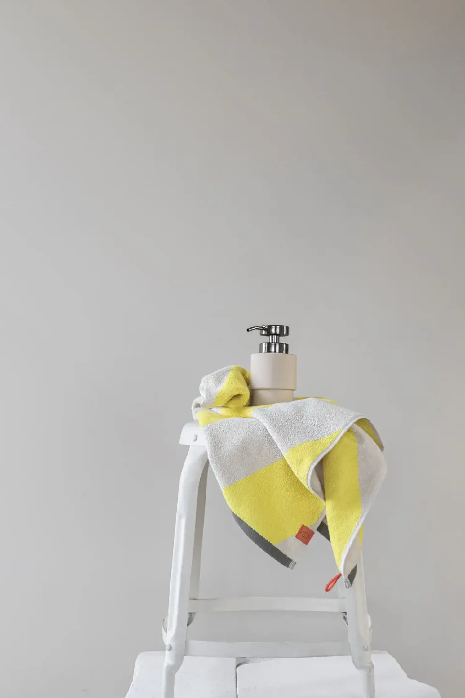 New Mette Ditmer - DIAGONAL guest towel, 2-pack - Yellow