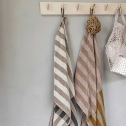 Clearance Mette Ditmer - DISORDER gæstehåndklæde, 2 stk., Off-white