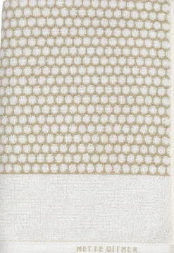 Best Mette Ditmer - GRID badehåndklæde, Sand / Off-white