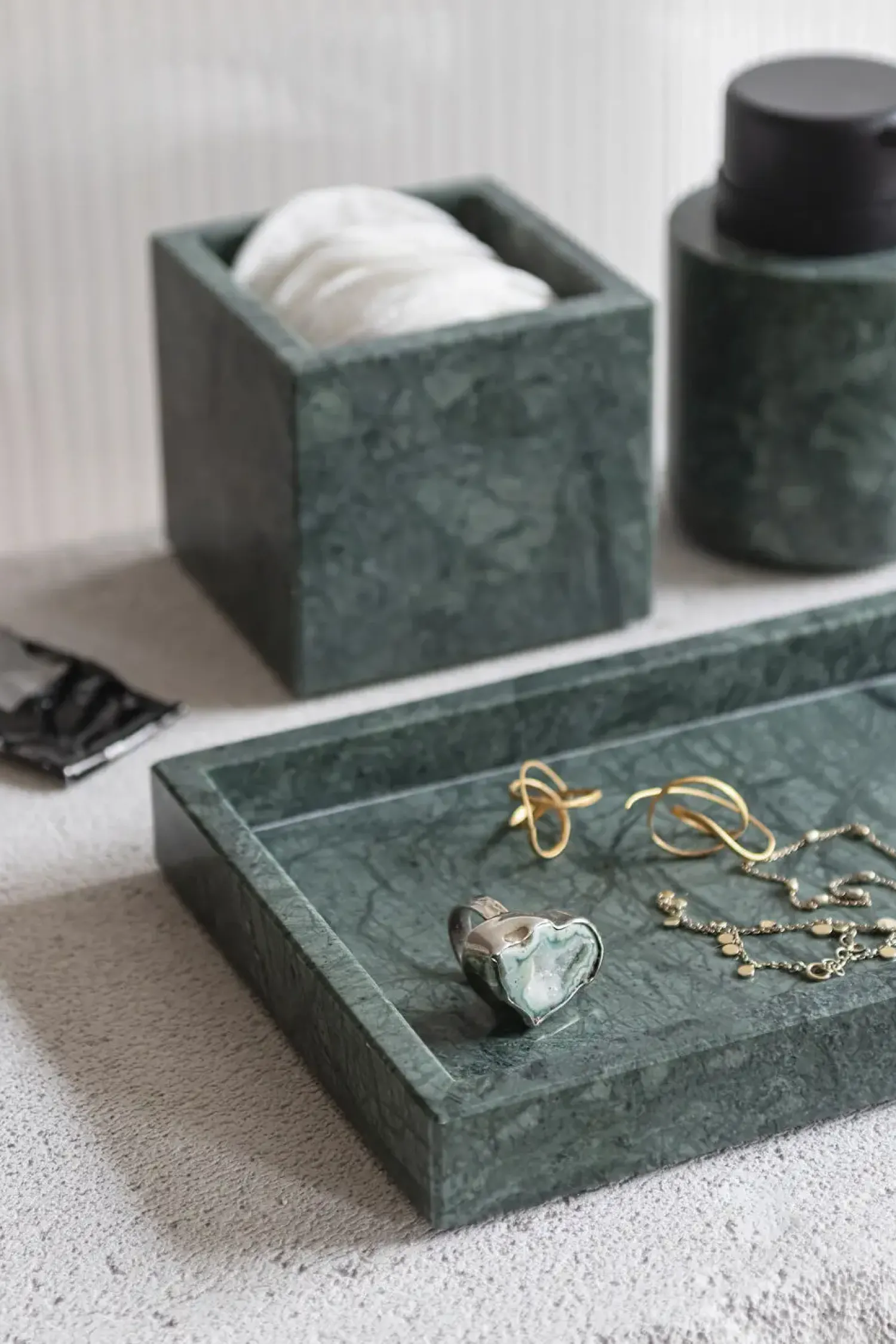 Mette Ditmer - MARBLE deco tray - Dark forest