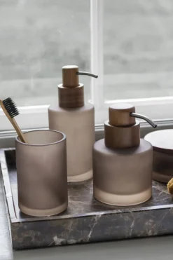 New Mette Ditmer - MODEST-tandbørstekrus - Walnut