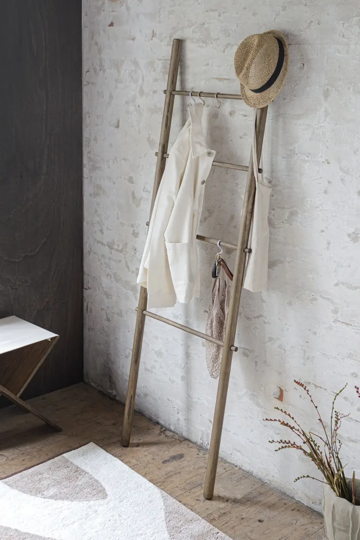 Outlet Mette Ditmer - ROOTS ladder - Dark oiled - Stige