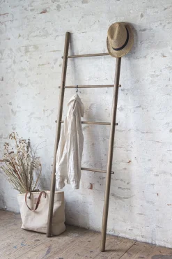Outlet Mette Ditmer - ROOTS ladder - Dark oiled - Stige
