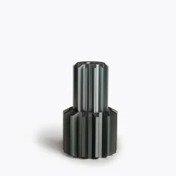 Online New Works - lysestage - Gear - Cold grey - tall