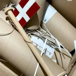Best Nordic By Hand - Snoren - Bordflag i lys eg - H33