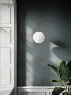 Best Nordic Tales - Pendel - "Bright Modeco" - m. sort kabel