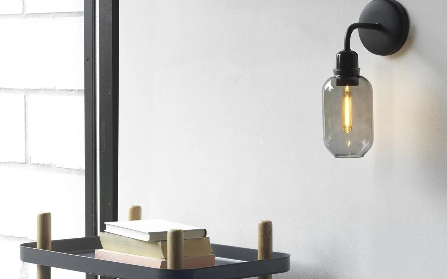 Hot Normann Copenhagen Norman Copenhagen - Amp Væglampe, smoke/black