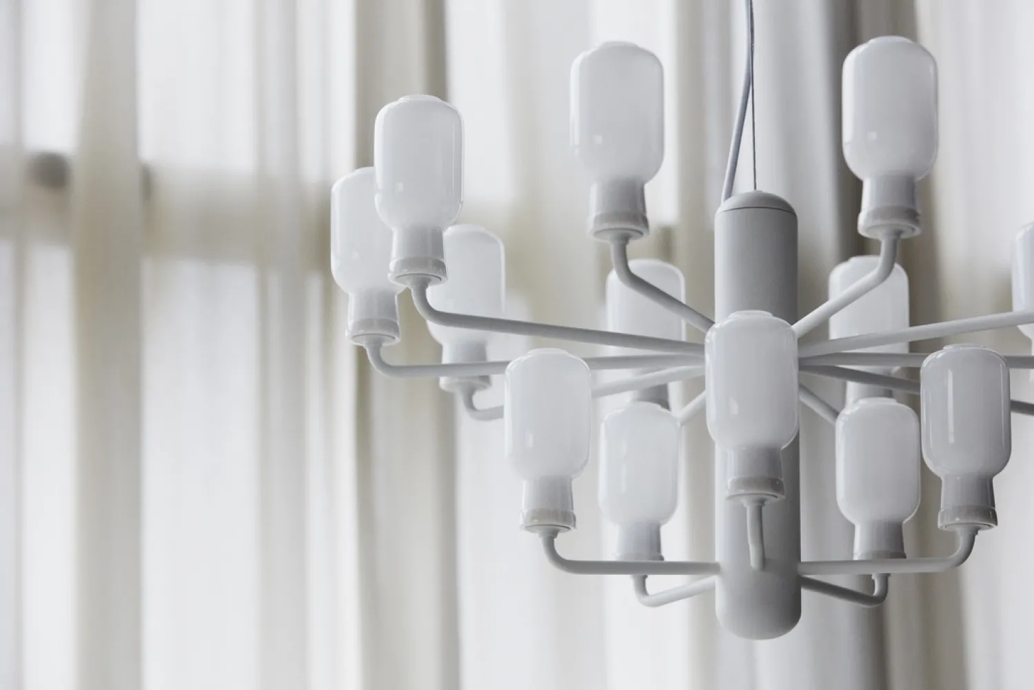 Hot Normann Copenhagen - Amp Chandelier Small EU