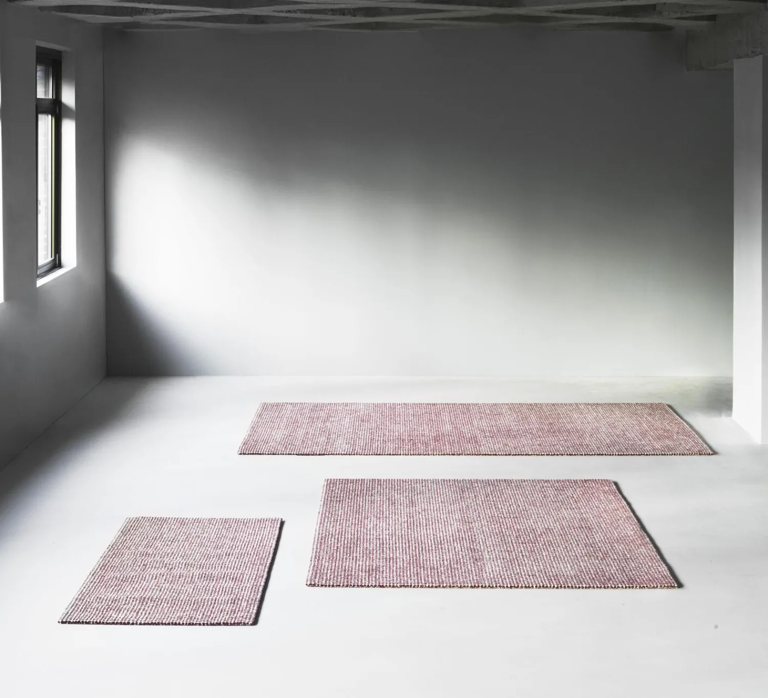 Discount Normann Copenhagen - Flick Rug 200x300 cm - Off White/Burgundy