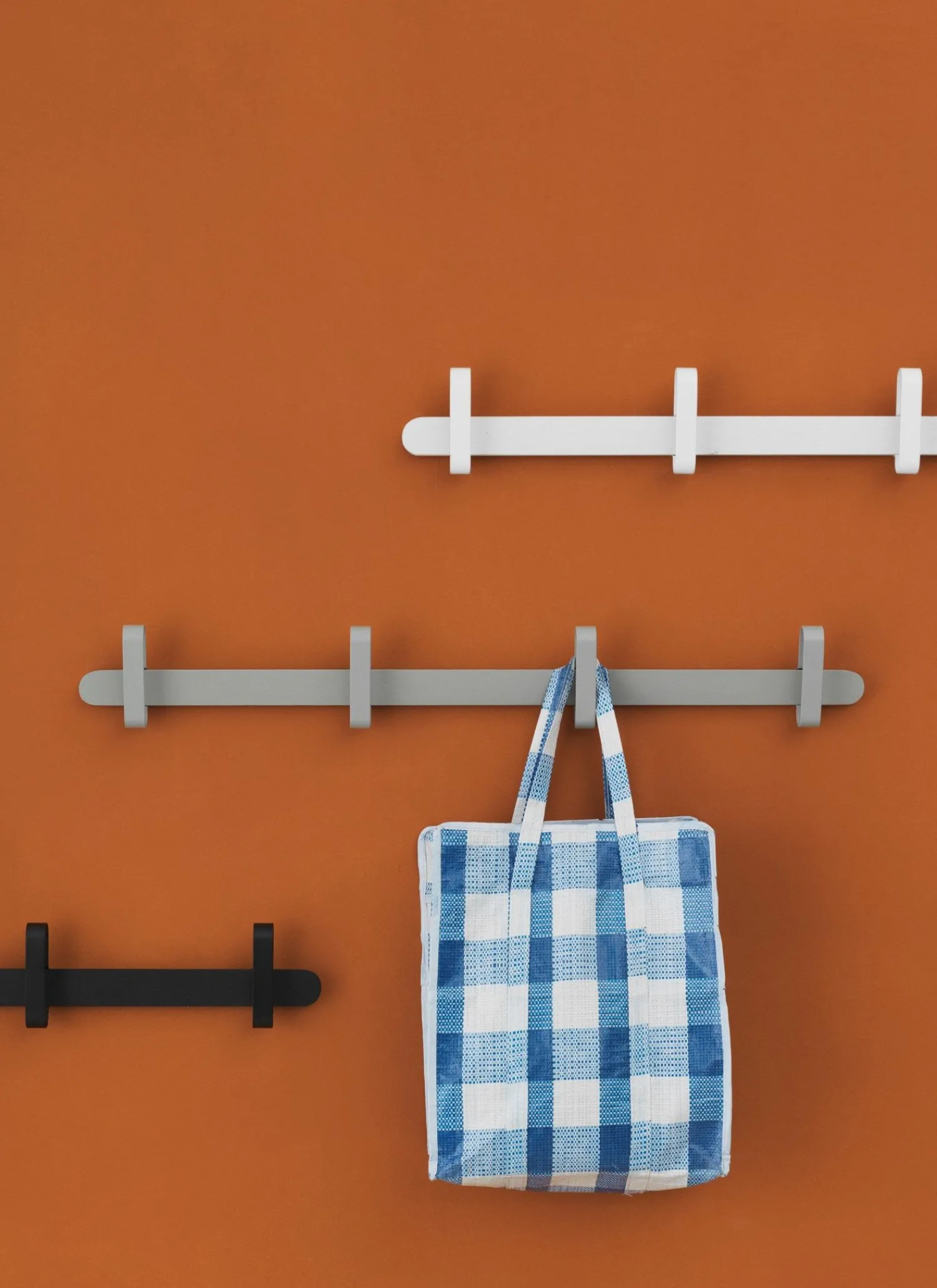 Discount Normann Copenhagen - Hoop - Knagerække - Støvet grøn