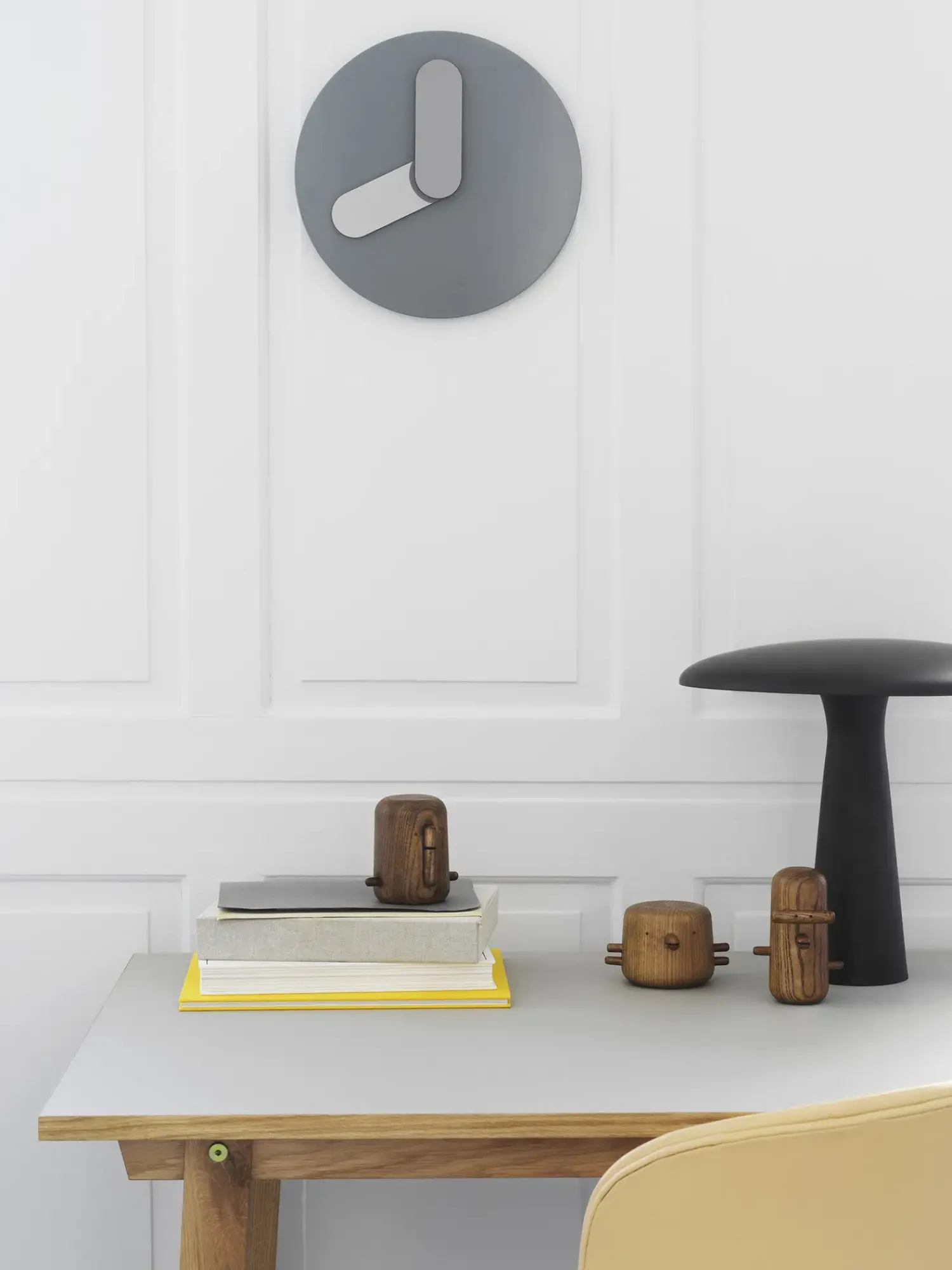 Clearance Normann Copenhagen - Ichi figur - Bejdset ask