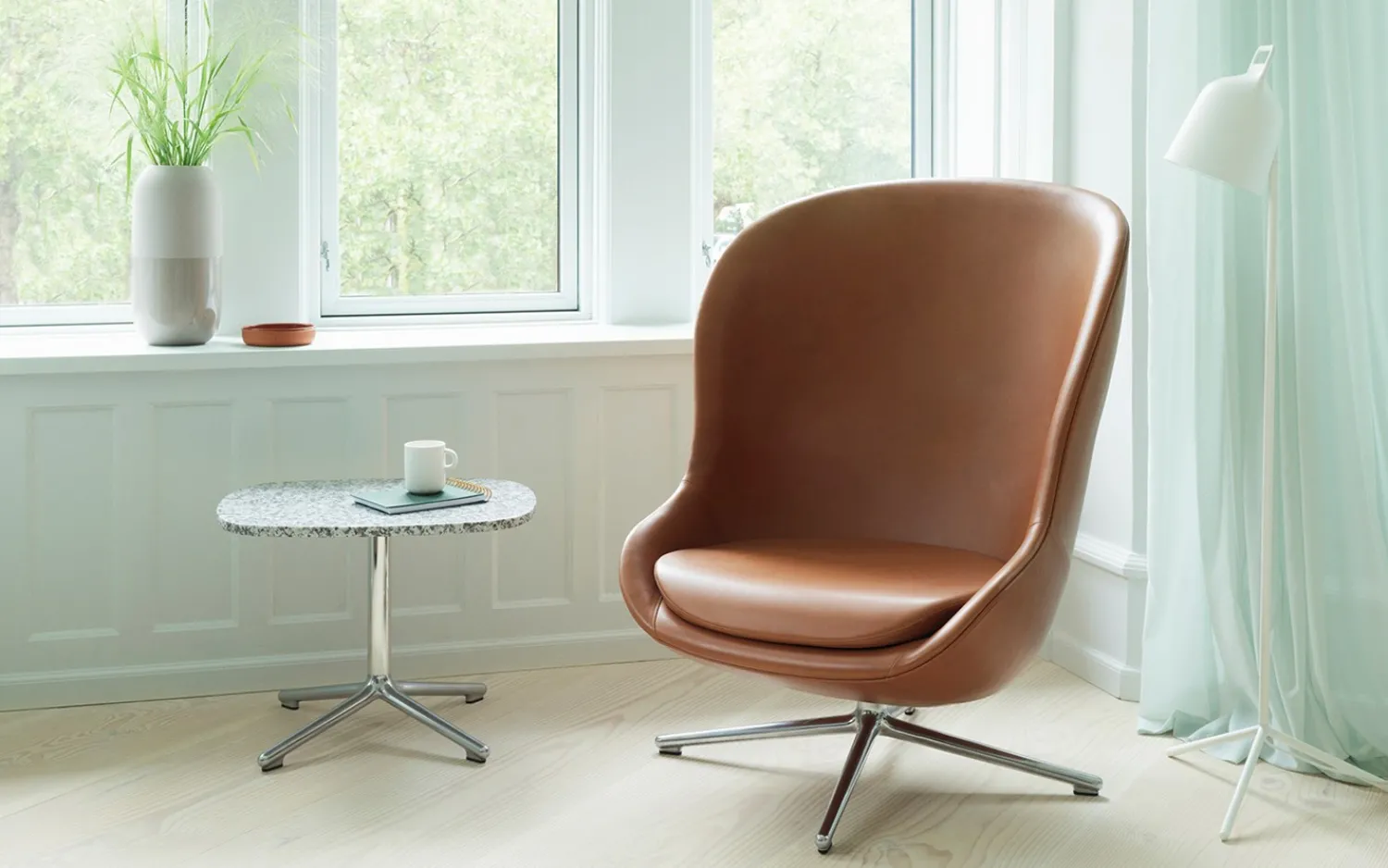 Sale Normann Copenhagen - Lampe "Stage floor" (hvid)