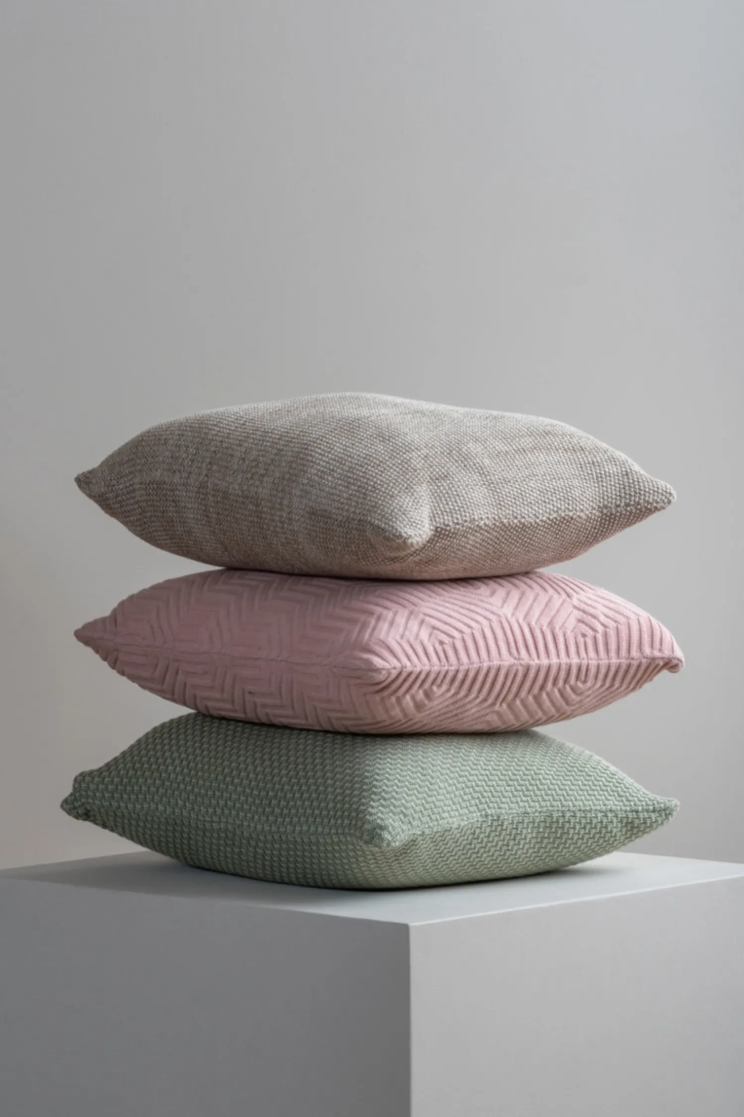 Hot Present time - Cushion Honeycomb knitted cotton soft pink