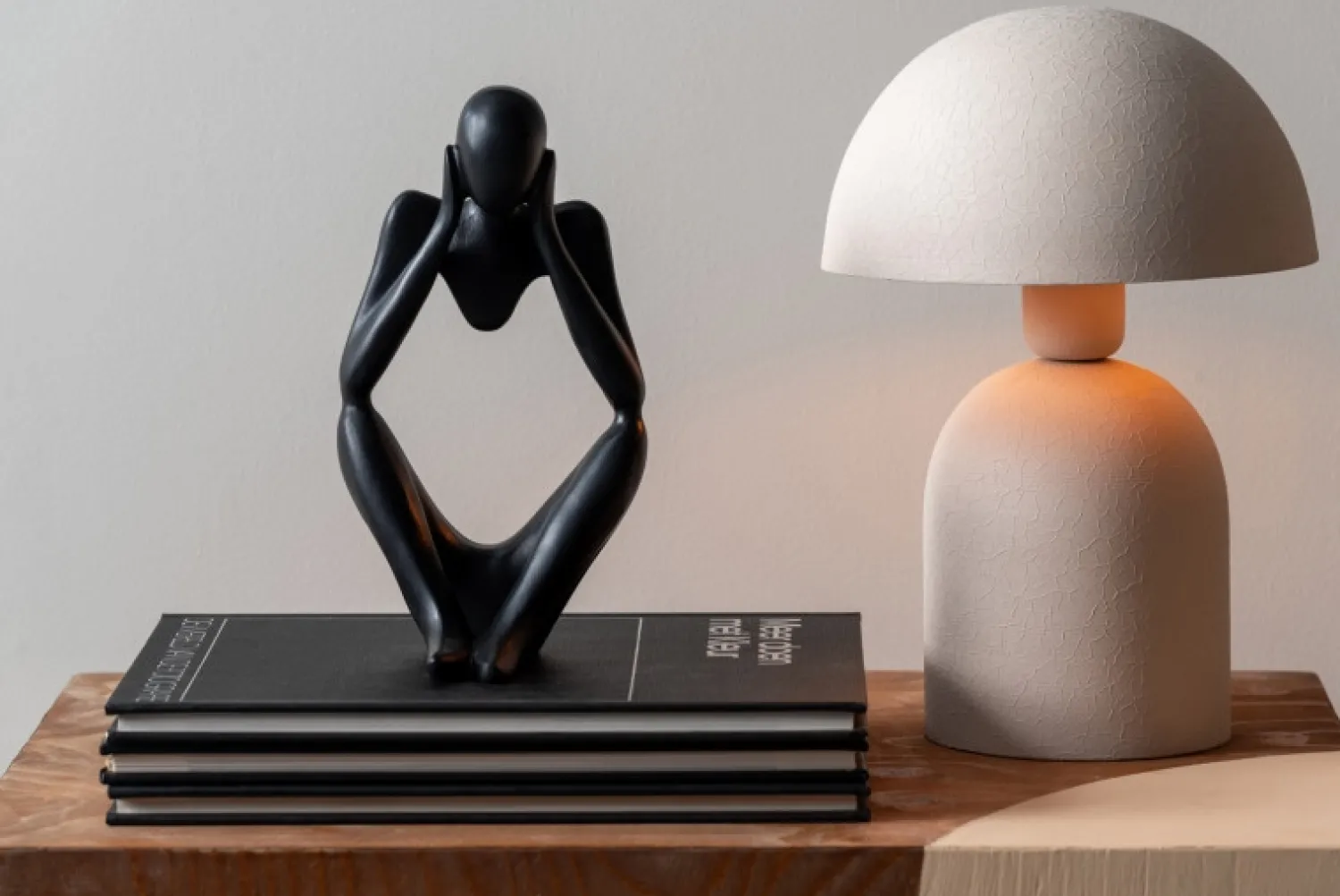 Online Present time - Statue Dreaming polyresin black
