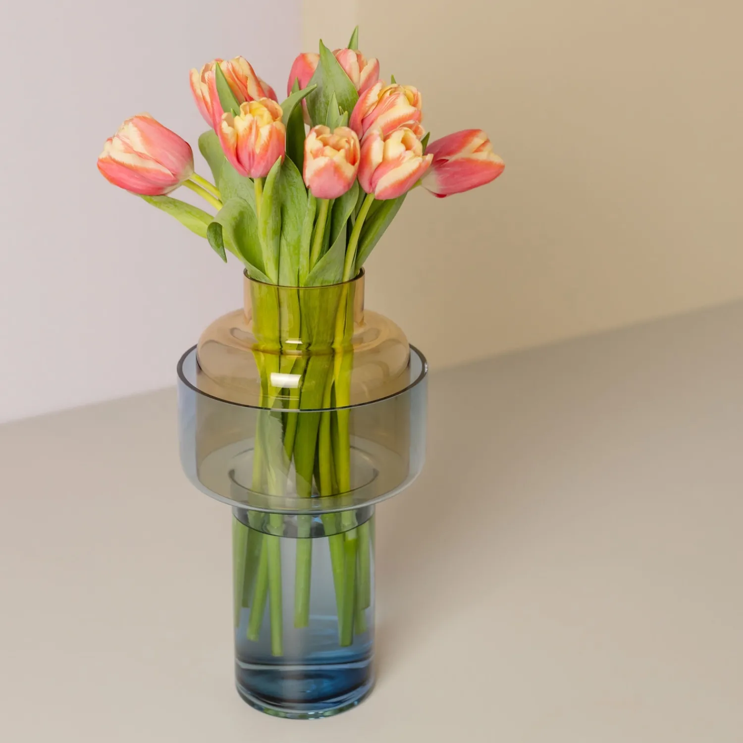 Discount REMEMBER - "Aura" vase - amber