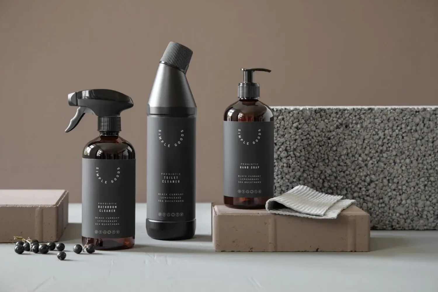 Sale Simple Goods - Bathroom Cleaner, Solbær