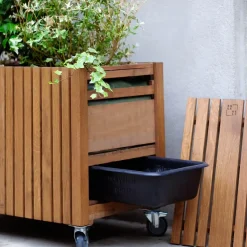 Hot Squarely Copenhagen - Plantekasse - GrowLARGE - Mørk Eg - 90x45x52cm